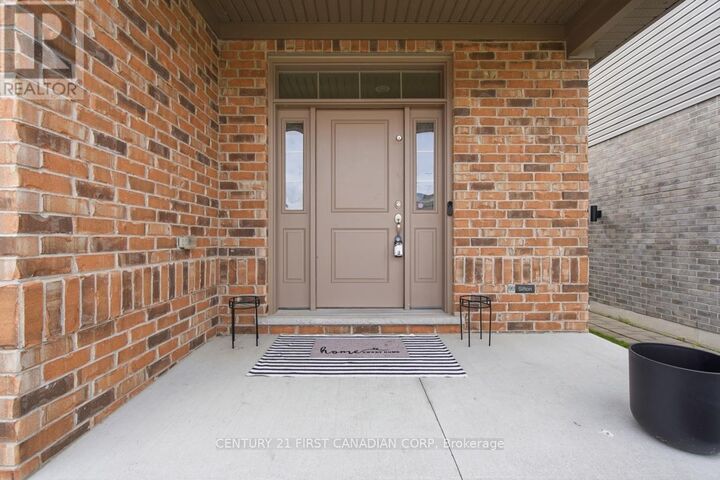 Property Photo: 1485 Riverbend Road ON N6K 0E7