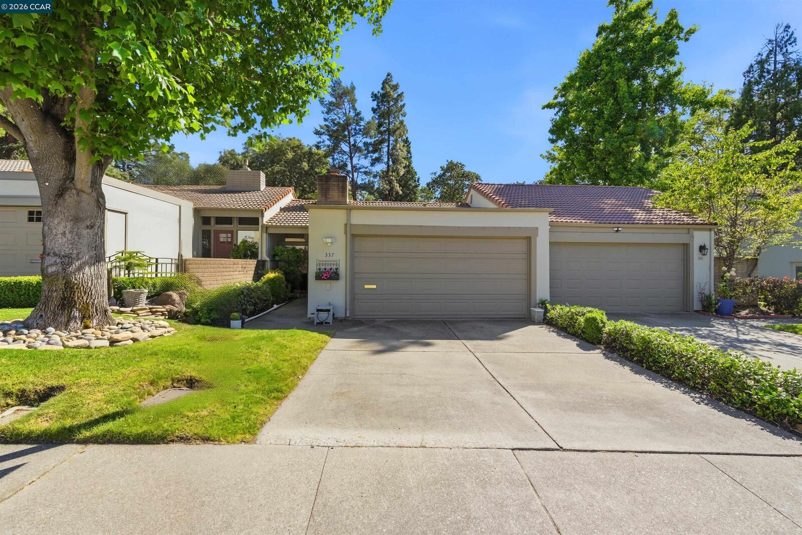 Property Photo: 337 Tampico CA 94598