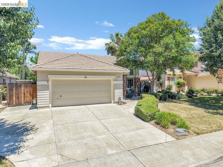 Property Photo: 733 Sienna Ln CA 94513