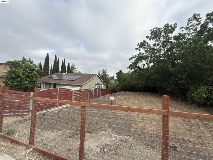 Property Photo:  3279 Washington Blvd.  CA 94539 