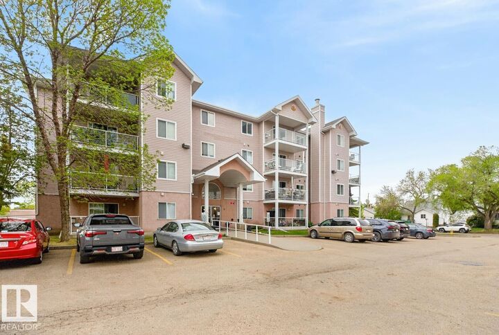 Property Photo: 5102 49 Avenue 203 AB T9E 8H1