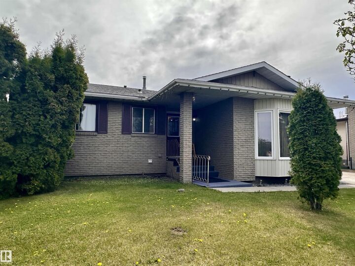 Property Photo:  10619 108 Avenue  AB T7P 1C7 