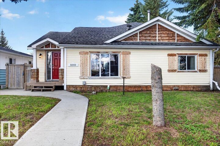 5040 52 Street — photo 1