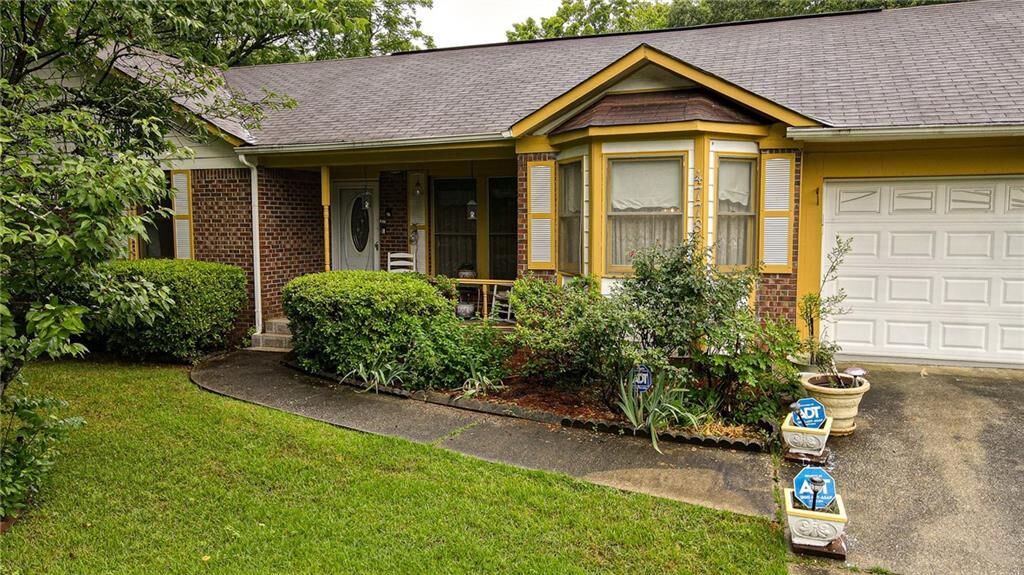 Property Photo:  4778 Huntsman Bend  GA 30034 