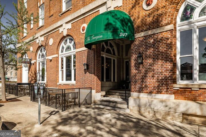 Property Photo:  247 Washington Street 409  GA 30601 