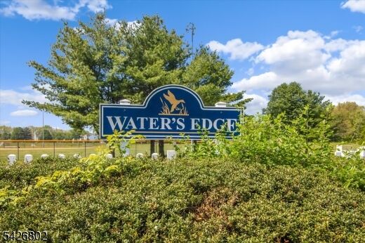 Property Photo:  27 Country Lake Dr  NJ 07438 