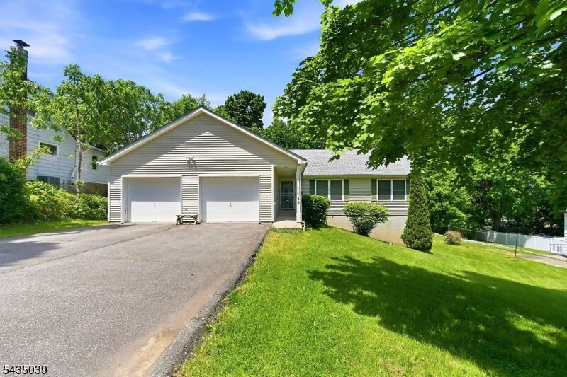 Property Photo: 45 Kearney St NJ 07801