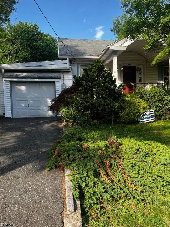 Property Photo: 8 Beach Rd NJ 07044