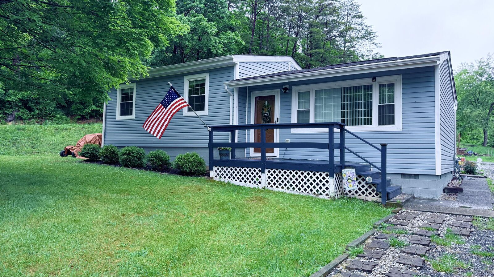 Property Photo: 166 Coras WV 24986