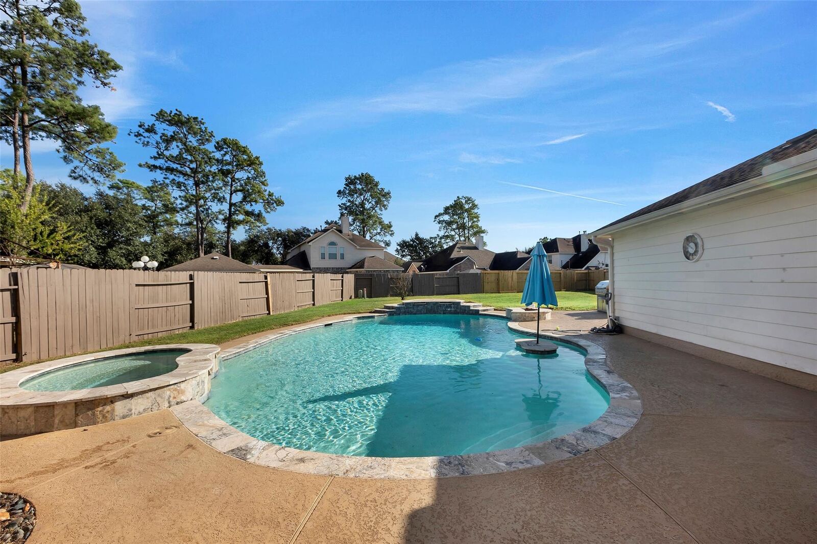 Property Photo: 19114 Canyon Vista Court TX 77377