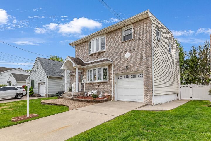 Property Photo: 347 Mansfield Ave NJ 07458