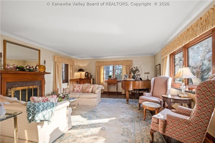 Property Photo:  1 Barnes Place  WV 25314 