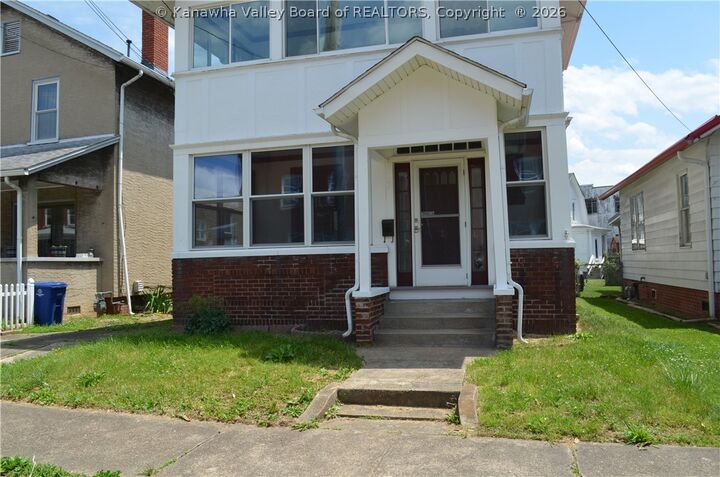 Property Photo:  18 Delaware Avenue  WV 25302 