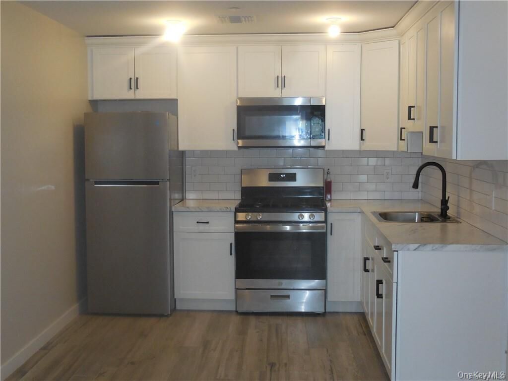 Property Photo:  67 Main Street 3B  NY 12586 