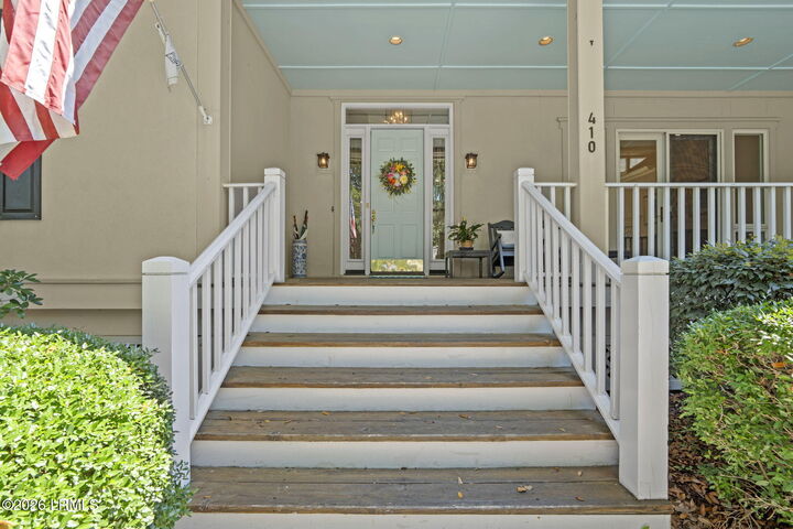 Property Photo:  410 Island Circle E  SC 29920 