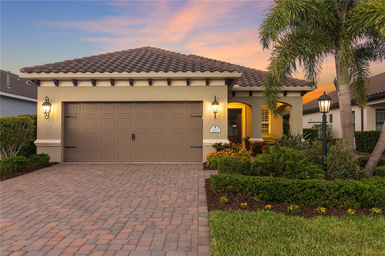 Property Photo: 3617 Azurite Way FL 34211