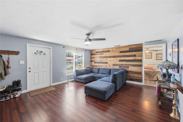 Property Photo: 1389 Truval Terrace FL 33952