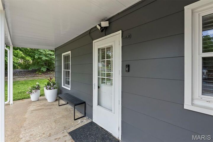 Property Photo:  860 Poppy Lane  MO 63701 
