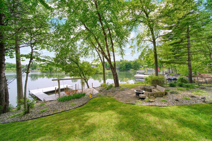 Property Photo:  11901 Killarny Circle  MI 49249 
