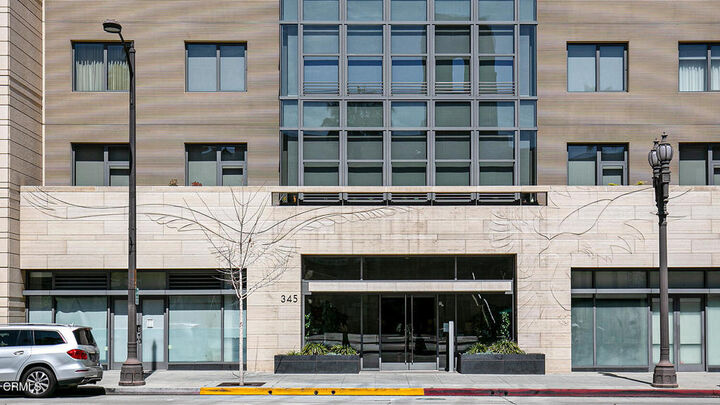 Property Photo:  345 E Colorado Boulevard 203  CA 91101 