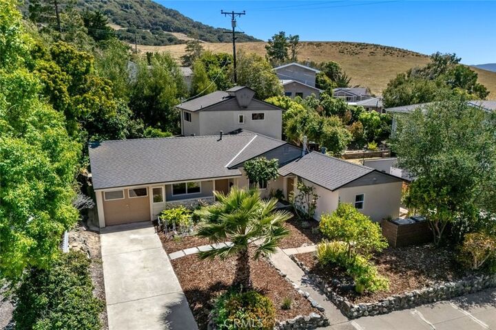 Property Photo:  123 Ramona  CA 93405 