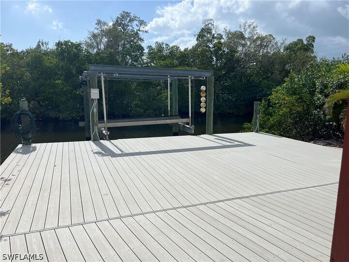Property Photo:  2958 Poplar Street  FL 34112 