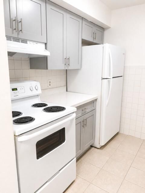 Property Photo:  115 West Esplanade Avenue 7  LA 70005 