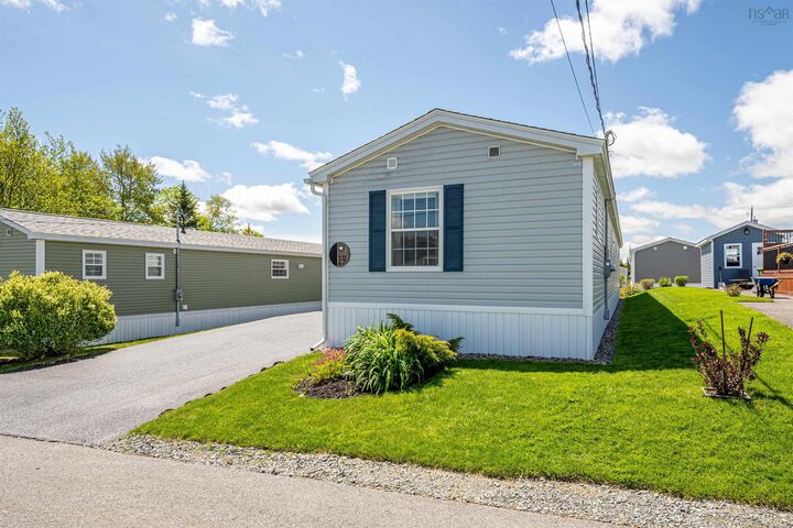 Property Photo:  29 Seventh Street  NS B4B 1R4 