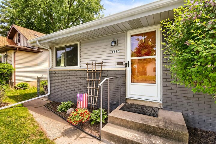 Property Photo:  5515 44th Avenue S  MN 55417 