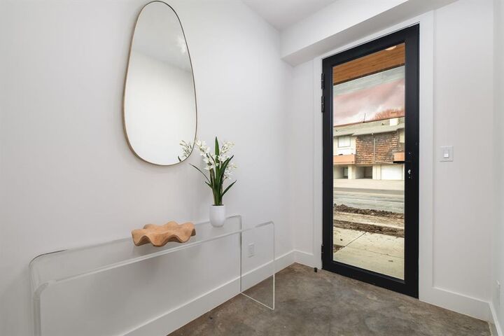 Property Photo: 3053 Wycliff Avenue 202 TX 75219