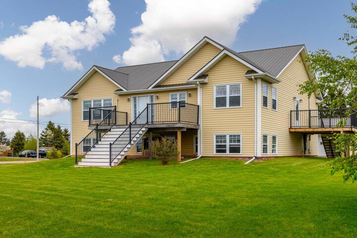 319 Birkallum Drive — photo 1