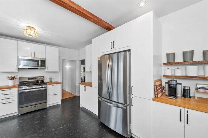 Property Photo: 105-107 Adena Rd 105 MA 02465