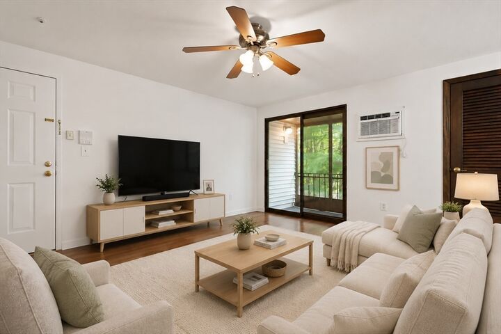Property Photo: 1510 Skyline Dr 12 MA 01854