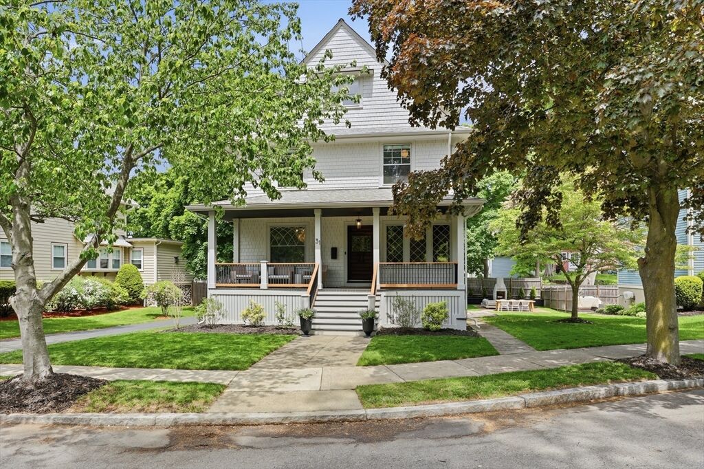 Property Photo:  31 North Ave  MA 02176 