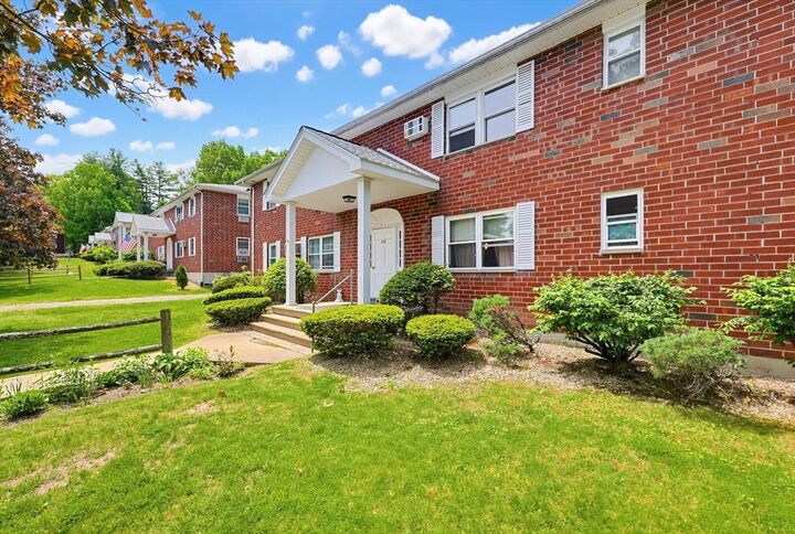 Property Photo:  108 Litchfield Pines Drive A  MA 01453 