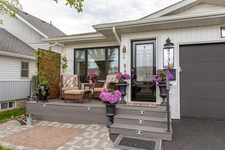 Property Photo:  4731 49A Avenue  AB T4L 1N4 