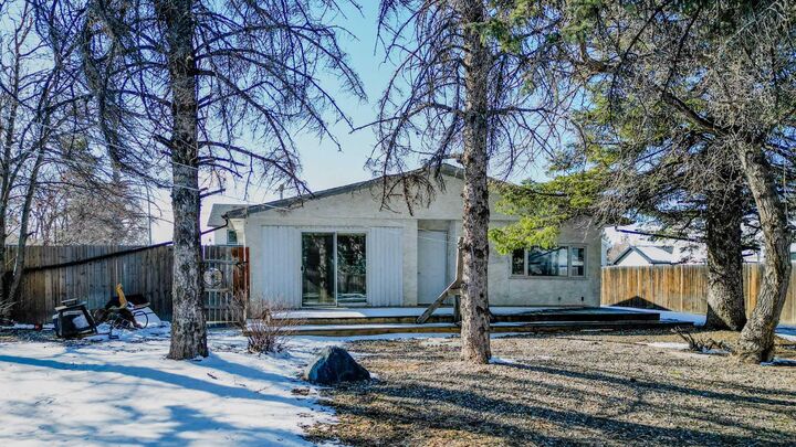 Property Photo:  221 N 250 E  AB T0K 2S0 