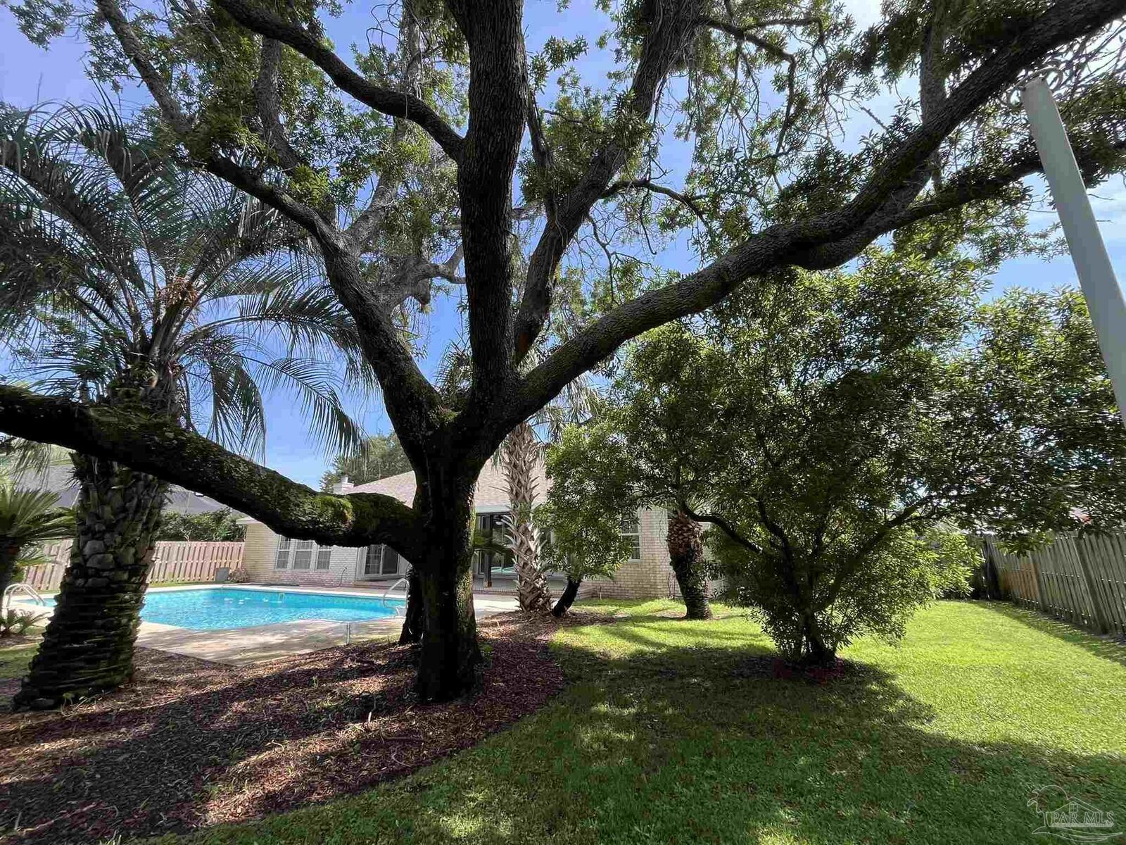 Property Photo:  1175 Mary Kate Dr  FL 32563 