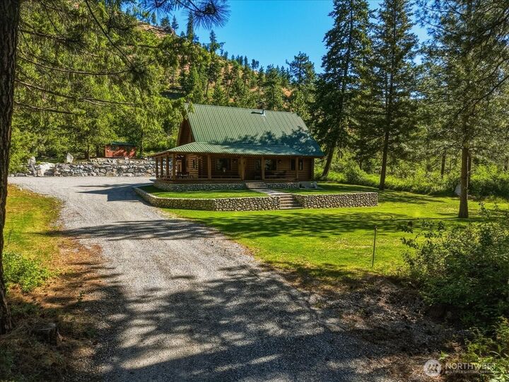 Property Photo:  2250  First Creek Road  WA 98816 