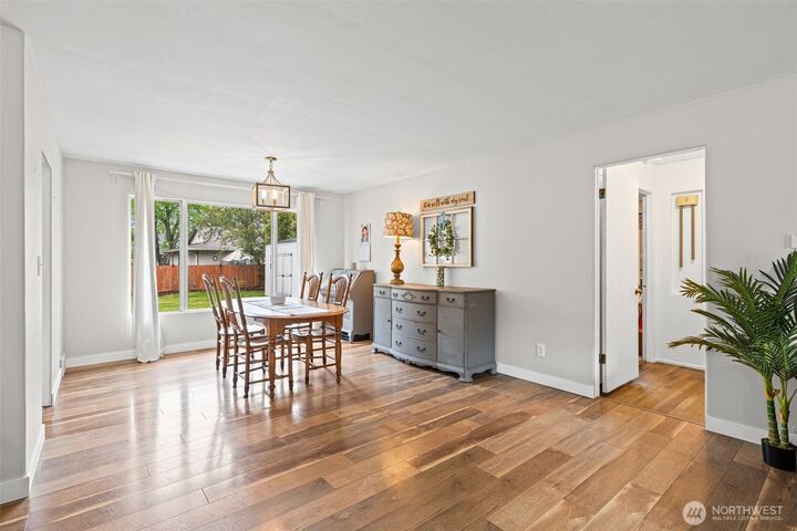 Property Photo: 1609 W Pioneer Avenue WA 98371