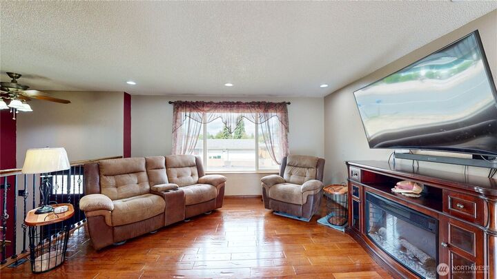 Property Photo:  1306  Makah Street NE  WA 98516 