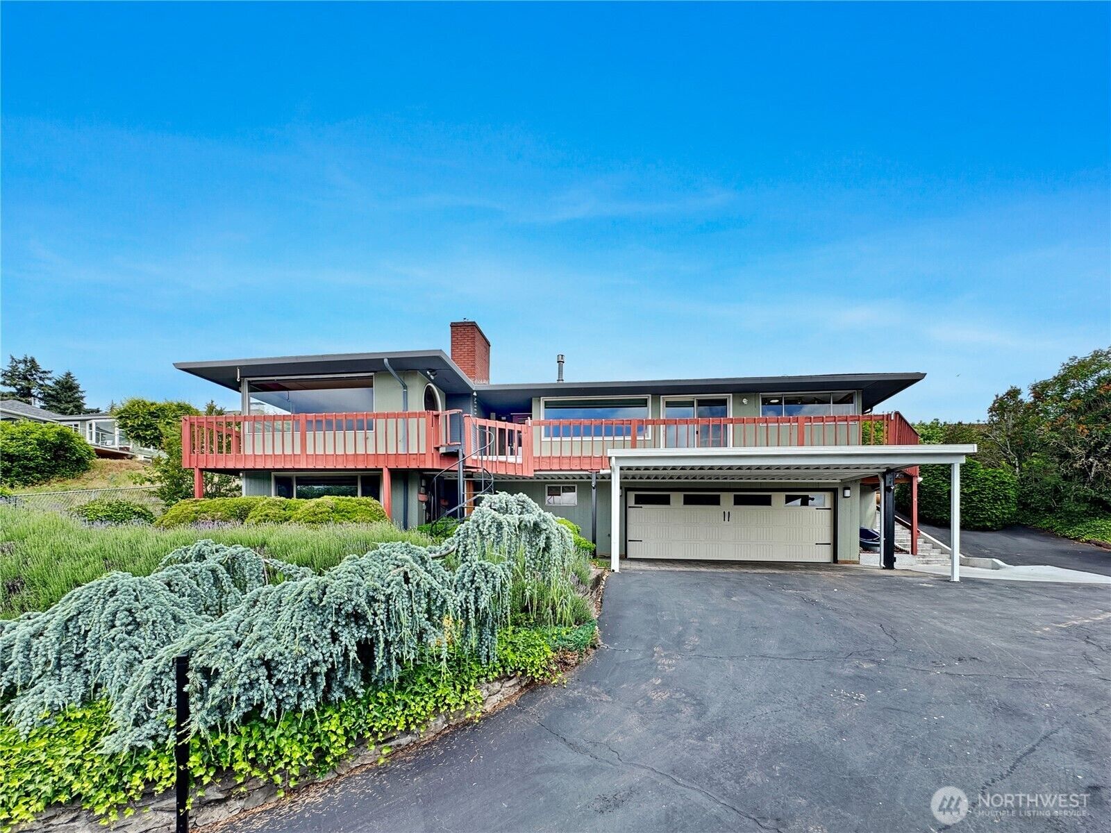 Property Photo: 6814 Sleret Avenue WA 98664
