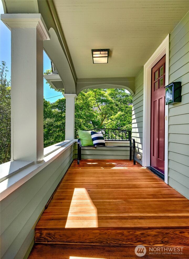 Property Photo: 1002 NW 70th Street WA 98117
