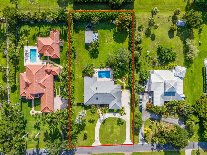 Property Photo: 6207 NW 72nd Way FL 33067