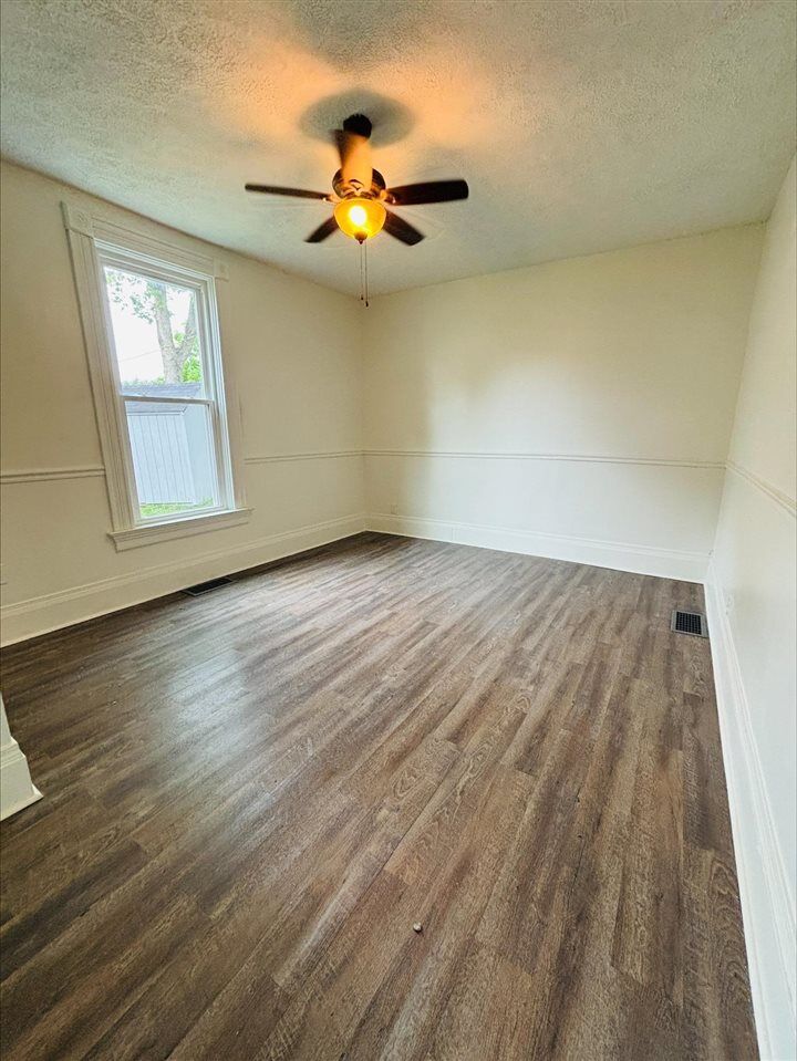 Property Photo:  1129 Grand Avenue  IN 47331 