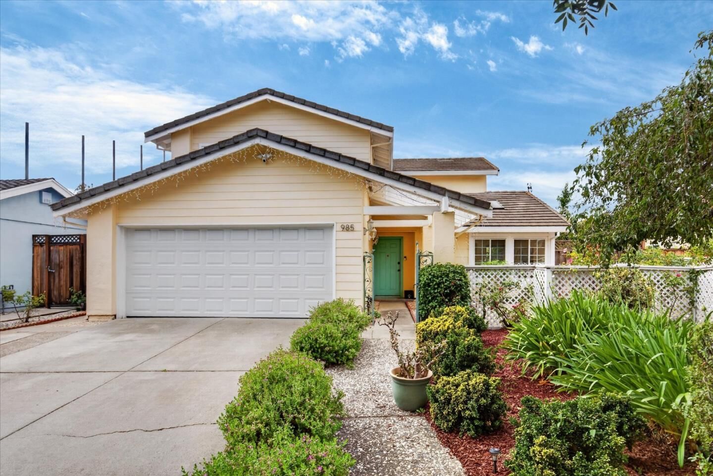 Property Photo:  985 Summerfield Drive  CA 95121 