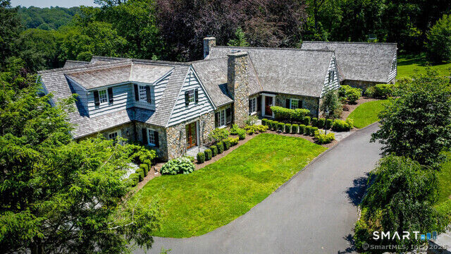 Property Photo:  7 Taunton Lane  CT 06470 