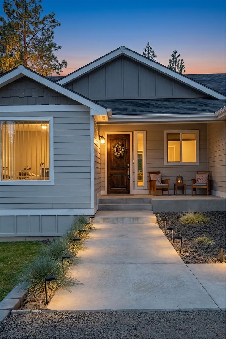Property Photo: 11511 E Connor Rd WA 99036