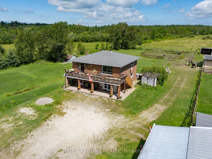 Property Photo:  5896 Sunnidale Concession 5 Road  ON L0M 1N0 