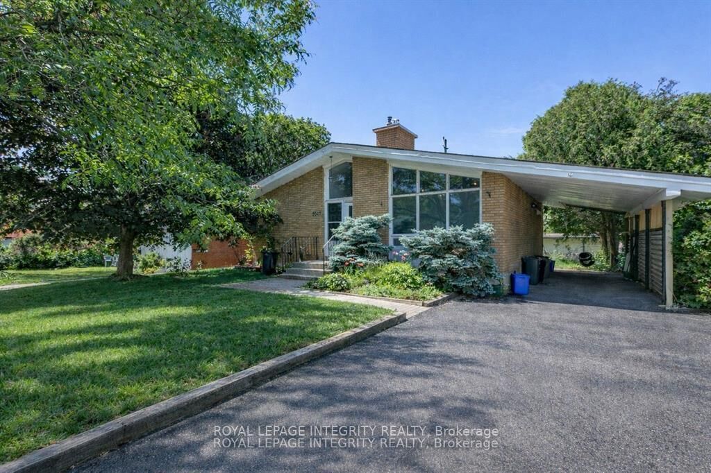 Property Photo: 2347 Baseline Road ON K2C 0E2